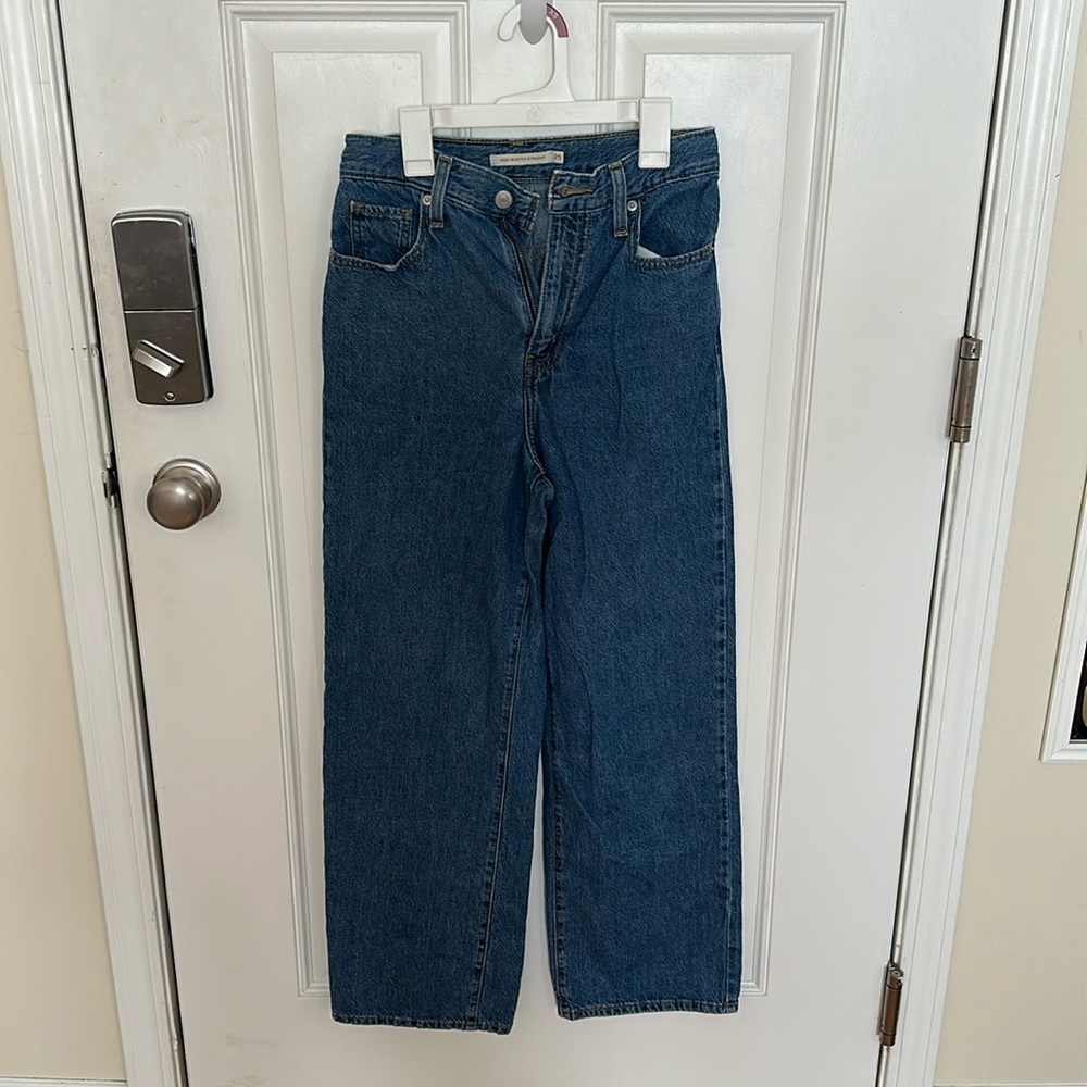 Levi’s High Waisted Straight Jeans